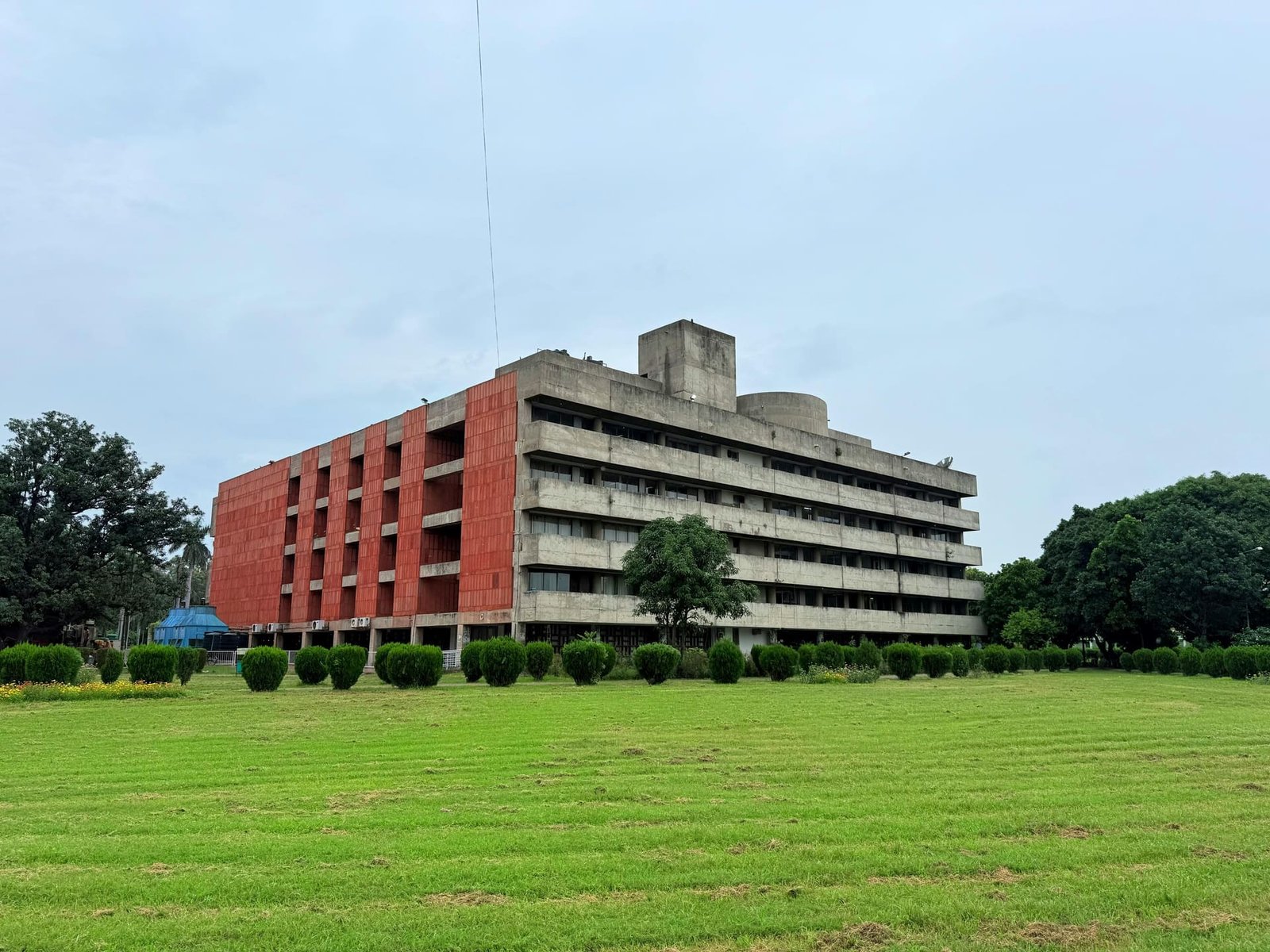 Sector 17 plaza
