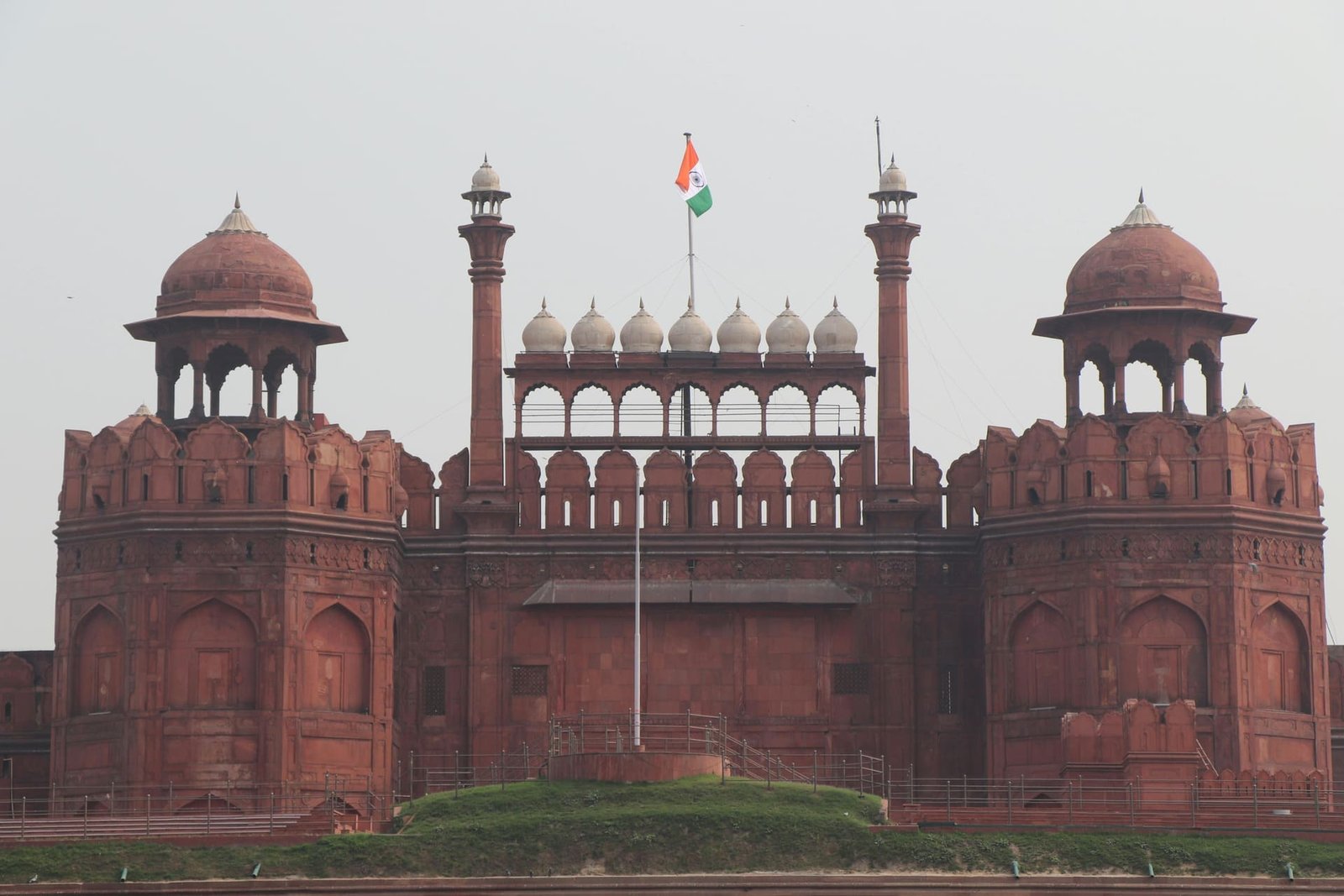 India Gate lawns